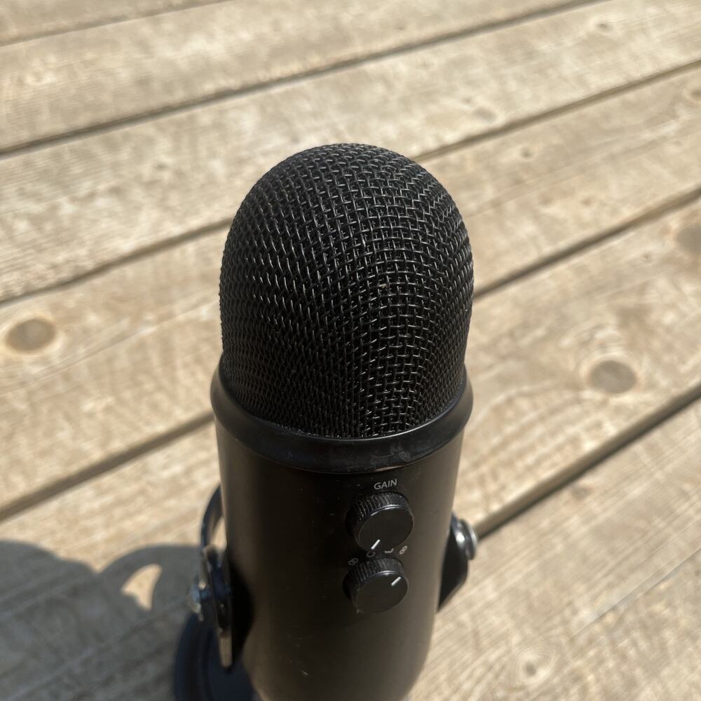 Yeti Professional Multi-Pattern USB Condenser Microphone - Untested - Picture 6 of 14